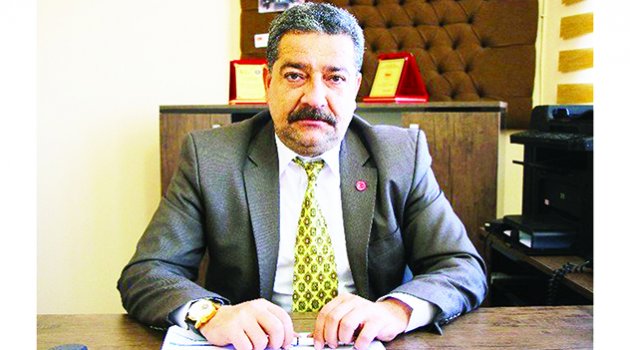 “Bıçağı eline alan kendini kasap sanıyor”