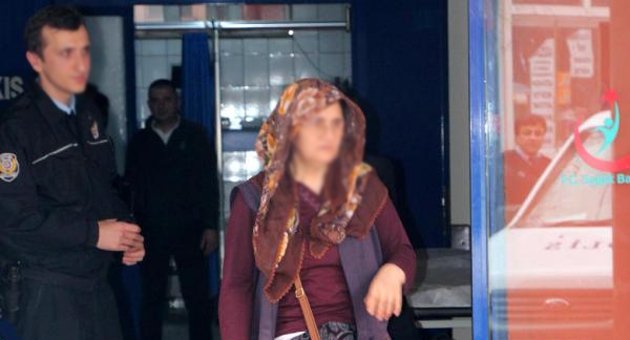 Bıçakla yaraladığı komşusunu tacizle suçladı