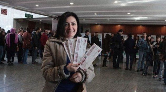 Bilet Alabilmek İçin 18 Saat Beklediler
