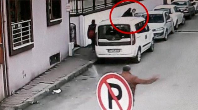 Bir kadını güpegündüz kaçırdılar
