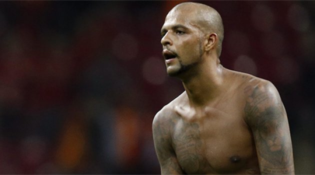 Biyonik pitbull geri döndü!