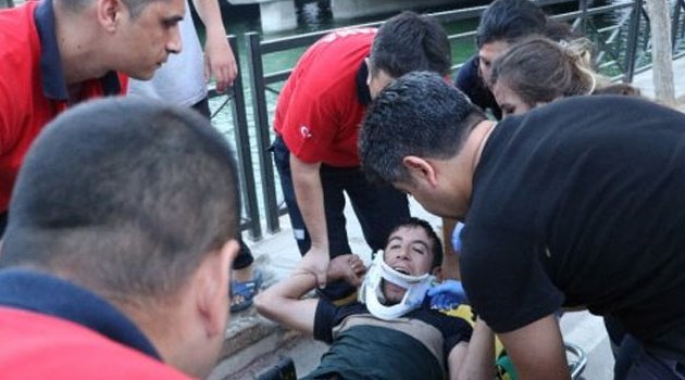 Boğulmaktan Kurtarılan Genç ’beni Nereye Götürüyorsunuz’ Dedi