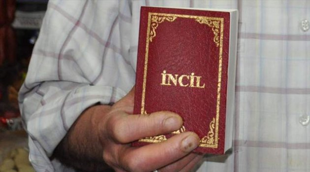 Bölge imamının evinden İncil çıktı