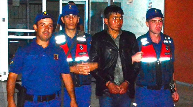 Borç yüzünden kuzeninin başını taşla ezerek öldürdü