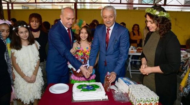 Bu Kermeste Atıklar Para Yerine Geçti