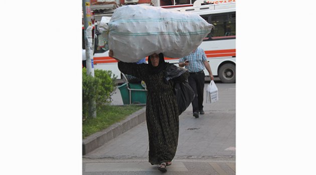 Bu yüke boyun mu dayanır!