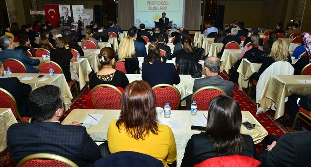 Büyükşehir’den Davranış ve Protokol İlkeleri semineri