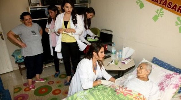 Büyükşehir’den evde bakım hizmeti