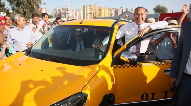 Büyükşehir’den taksiciler için transit taksi durağı hizmeti