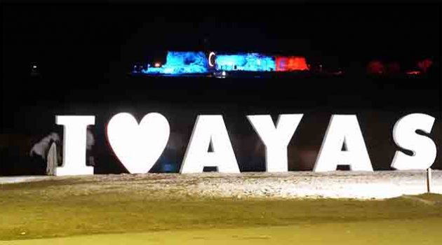 Büyükşehir’den Yumurtalık’a ay yıldızlı aydınlatma