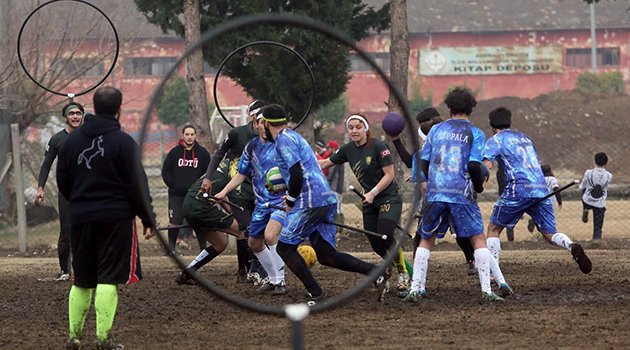Büyükşehir, gençleri "quidditch" oyunu ile tanıştırdı