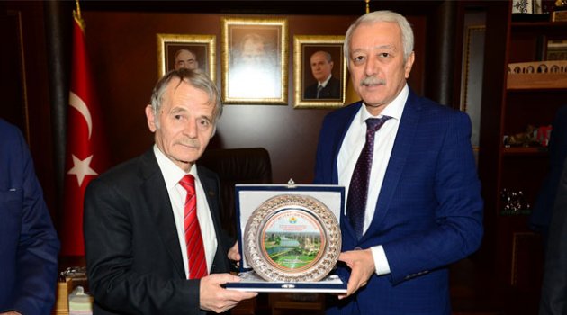Büyükşehir, Kırım Tatarları’nın liderini ağırladı