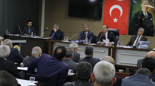 Büyükşehir Meclisinde Bütçeler Kabul Edildi