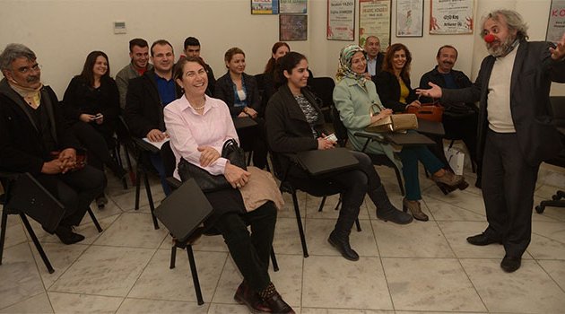 Büyükşehir Tiyatroları’ndan lise idarecilerine ve öğretmenlerine seminer