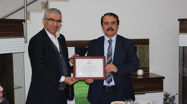 BYEGM Adana İl Müdürü Mustafa Keleş’ten, Kızılayın kampanyasına katılım