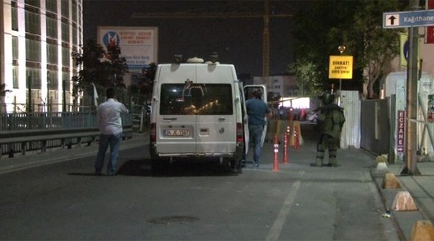 Çağlayan Adliyesi yakınında bomba paniği!