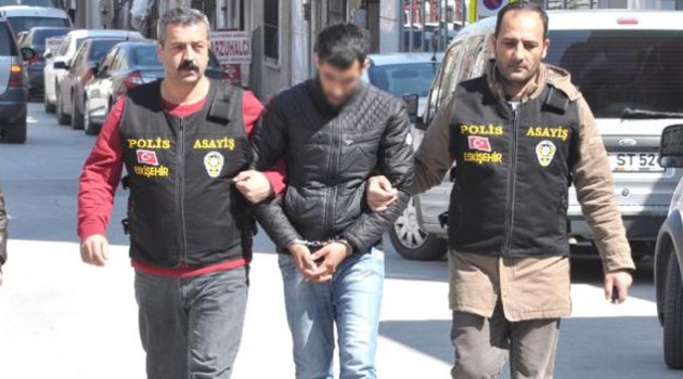 Çaldığı cep telefonunu satmak isterken yakalandı