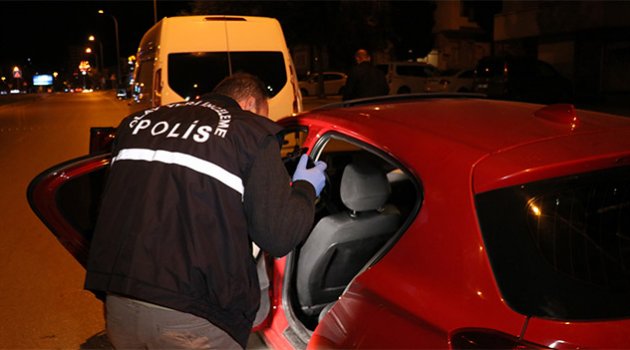 Çaldığı otomobili stop ettirince yakalandı