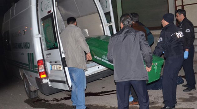 Çamaşır toplarken balkondan düşüp öldü