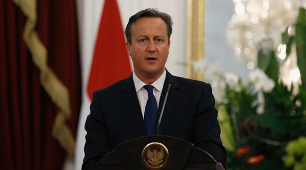 Cameron: Türkiye Kürtlere değil, IŞİD’e odaklanmalı