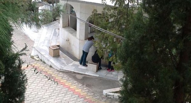 Cami hoparlöründen ezan yerine şarkı yankılandı