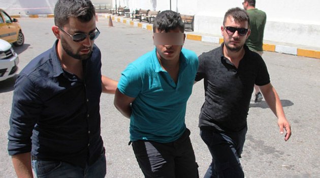 Camide tartıştığı imamı bıçakladı