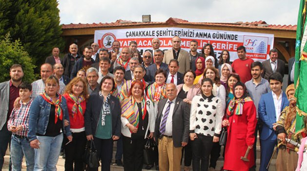 Çanakkale şehitleri  için eller duaya kalktı