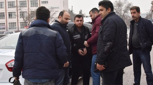 'Canlı bomba' değil, defineciymiş