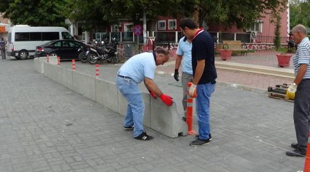 Canlı bombalara beton bariyerli önlem