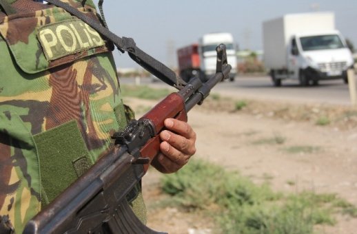 Çelik yelekli terör uygulaması