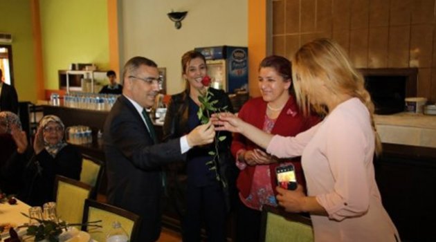Çelikcan, "8 Mart Dünya Kadınlar Günü’nü" kutladı