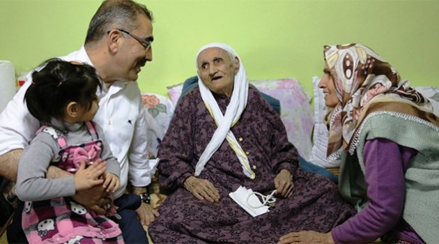 Çelikcan: "Yaşlılar için hayatı daha kolay ve yaşanılır kılmalıyız"