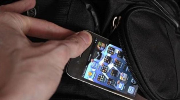 Cep telefonu hırsızı yakalandı