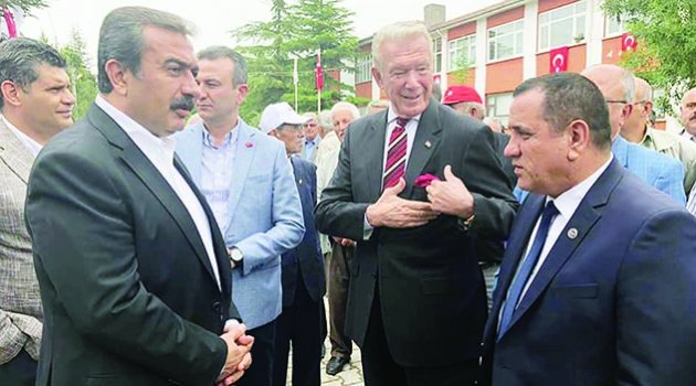 Çetin’den Dumlupınar’a SPOR KOMPLEKSİ