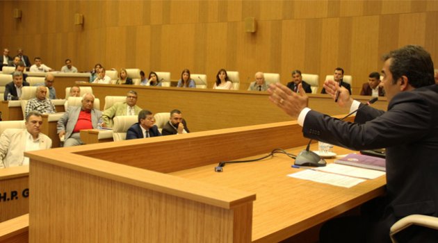 Çetin "Hormonlu Binalar" için net konuştu