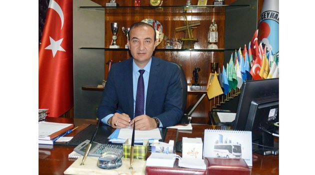 Ceyhan Belediye Başkanı FETÖ'den gözaltına alındı
