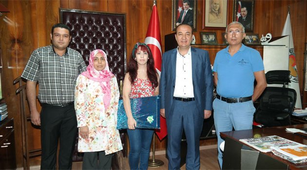 Ceyhan Belediyesi ücretsiz etüd merkezi meyvelerini vermeye başladı