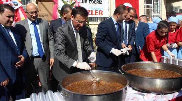 Ceyhan’da 5 bin Kişiye aşure dağıtıldı