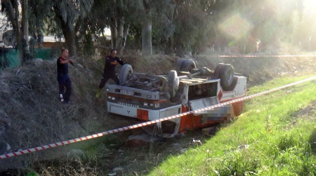 Ceyhan'da benzin yüklü tanker devrildi: 1 ölü