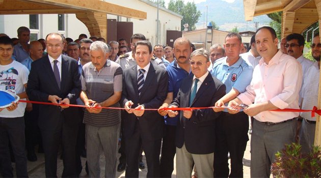 Cezaevinde cami açıldı