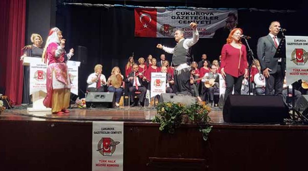 ÇGC korosu halk türküleriyle coşturdu