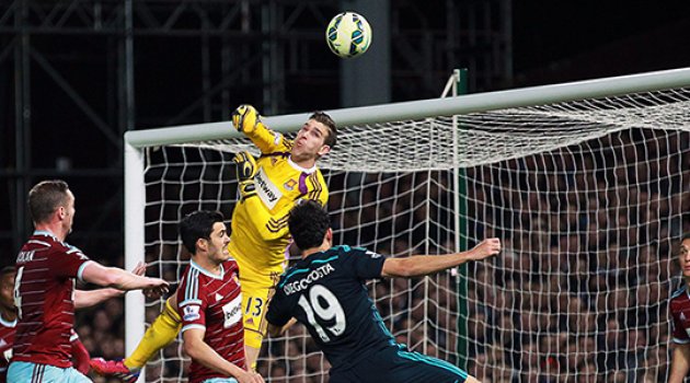 Chelsea tutulmuyor