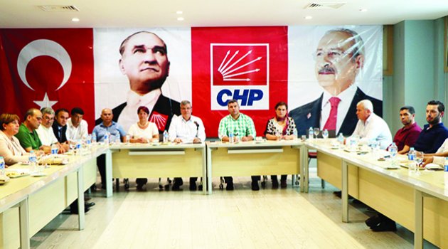 CHP Adana’da tek vücut