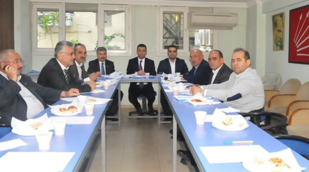 CHP Merkez İlçe Başkanları seçim için toplandı