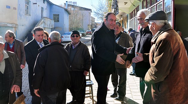 CHP Milletvekili Tümer halkla iç içe