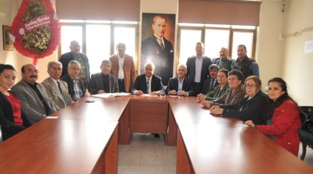 CHP Yüreğir İlçe Yönetimi görev bölümü yaptı