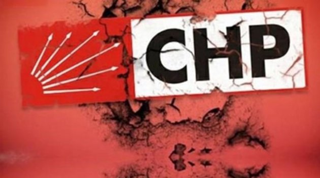 CHP'de ipler koptu