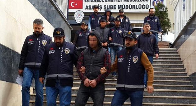 Cinayet şüphelileri yangın çıkarıp itfaiye çağırmışlar