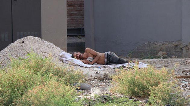 Ölü sandılar sarhoş çıktı