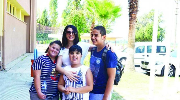 ‘Çocuk oyun oynarken de düşüncelerini ifade eder’